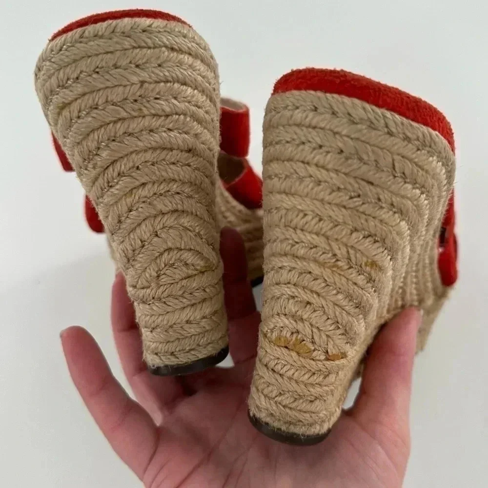 Ugg sandals Tawnie size 7 38 burnt orange suede  Espadrille Platforms wedges